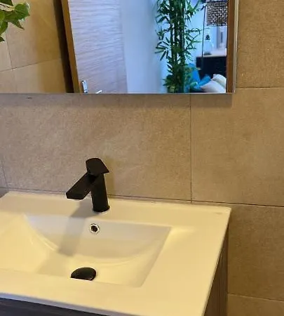 5* Lahcene Alicante